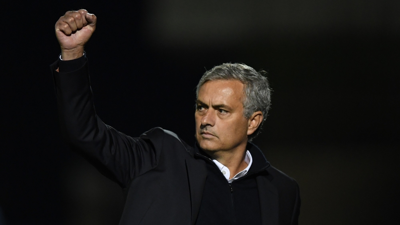 马卡畅想梅西回归巴萨可能性：年龄不是问题，可踢伪9或前腰（马卡展望梅西重返巴萨：年龄无碍，可担任伪九或前腰）