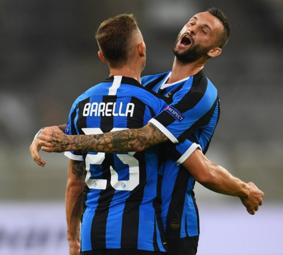 法媒：姆巴佩向巴黎索赔2.4亿欧，巴黎则要求姆巴佩赔偿1.8亿（法媒称姆巴佩向巴黎追讨2.4亿欧元，巴黎反向索赔1.8亿）