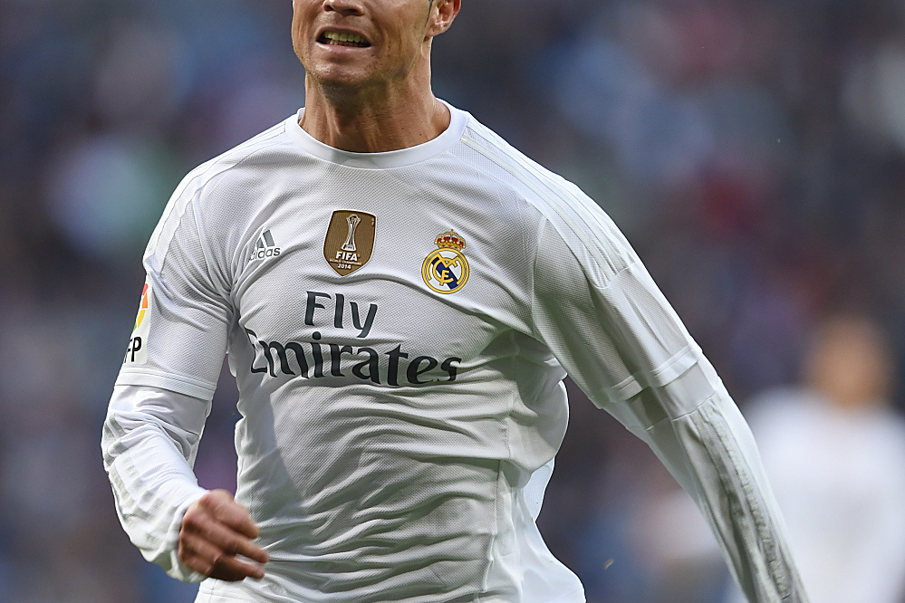 对球迷的嘘声竖大拇指，林德洛夫：如果他们生气，我表示道歉（面对嘘声竖拇指，林德洛夫：若让球迷生气，我表示歉意）