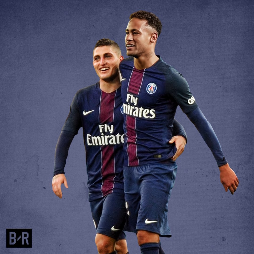 皇马推出漫威联名服饰，弗兰和卡雷拉斯进行了上身体验（皇马发布漫威联名系列，弗兰与卡雷拉斯试穿亮相）