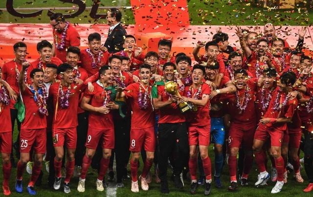 足协杯前瞻：国安时隔7年冲队史第5冠，河南盼成新王创历史（足协杯前瞻：国安时隔七年剑指队史第五冠，河南盼加冕新王改写历史）