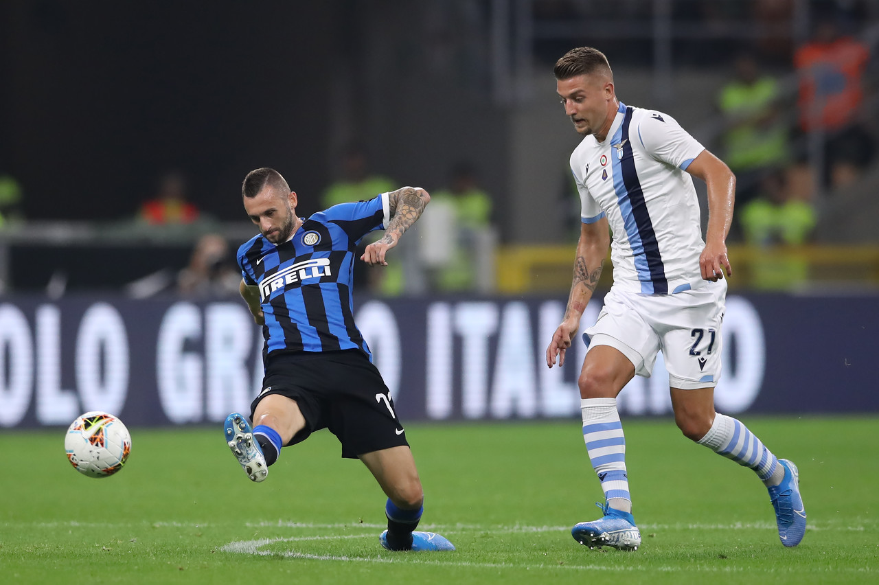 巴黎圣日耳曼多点开花全面压制（巴黎圣日耳曼火力全开，全面掌控比赛）