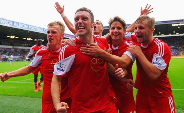 罗马诺：曼联并未与阿德耶米经纪人接触，也没与多特谈判