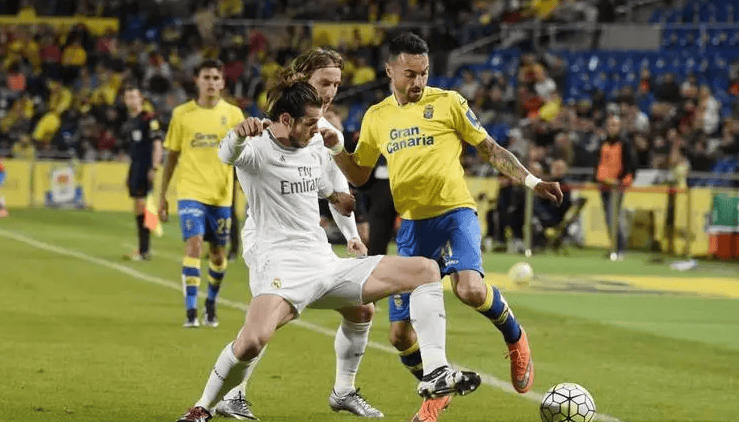 尤文vs卡利亚里：弗拉霍维奇、伊尔迪兹首发，佩林出战（尤文对阵卡利亚里：弗拉霍维奇、伊尔迪兹先发，佩林出任门将）