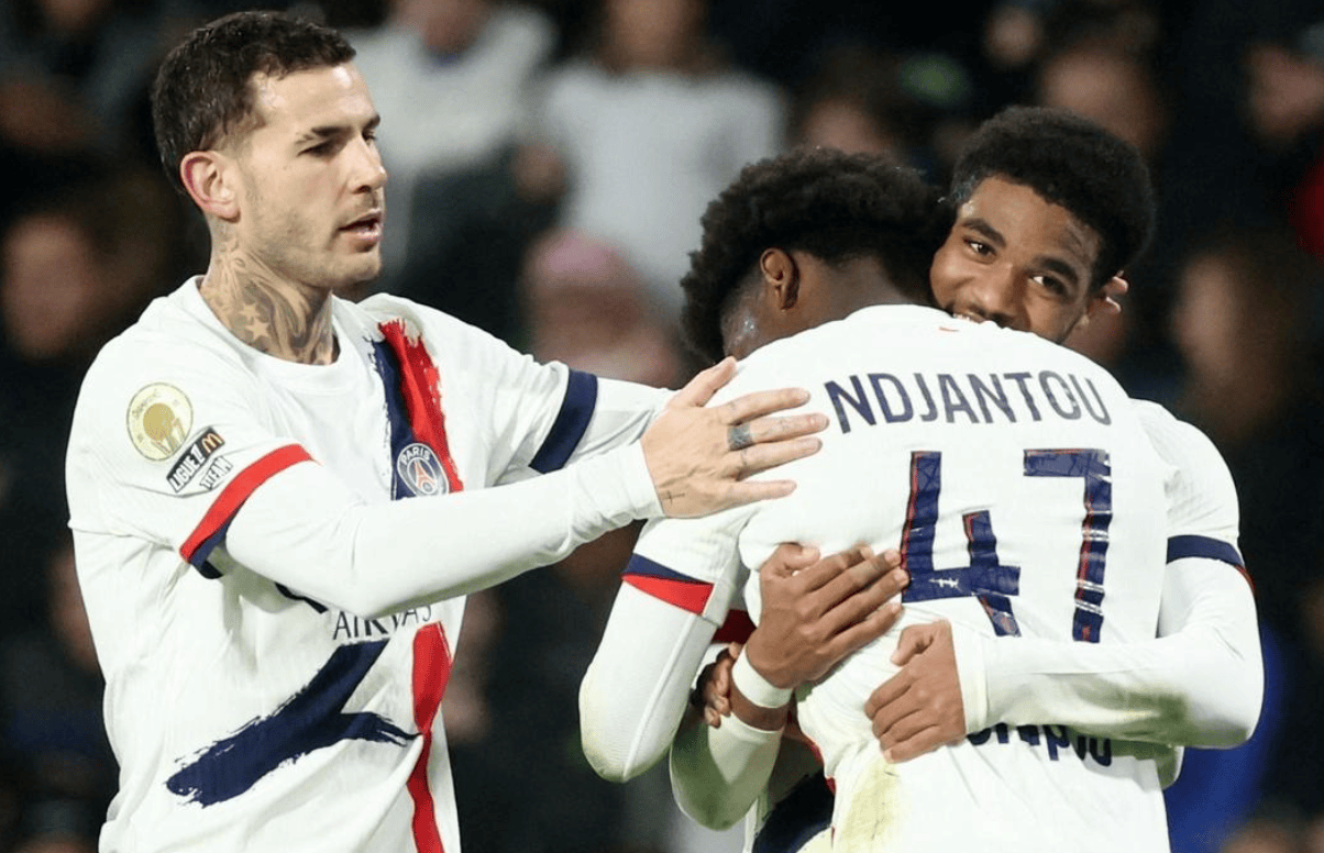 19岁212天，麦利是纽卡队史第二年轻在英超单场传射的球员（年仅19岁212天，麦利成纽卡队史英超单场传射第二年轻球员）